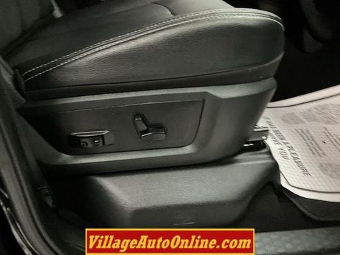 Used 2018 RAM 3500 Laramie AWD/4WD image 36