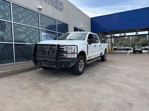 Used 2023 Ford F350 XLT w/ 360-Degree Camera Package image 4