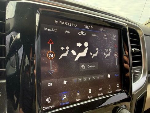 Used 2018 RAM 2500 Limited image 22