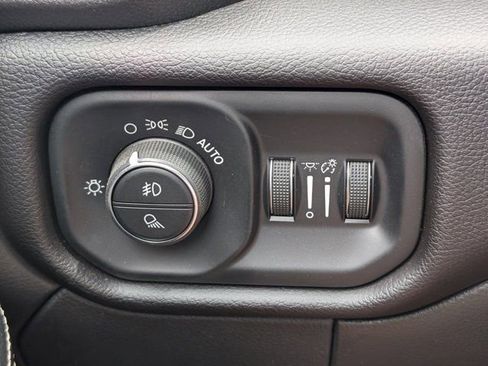 Used 2023 RAM 2500 Laramie AWD/4WD image 23
