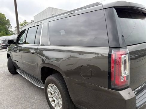 Used 2020 GMC Yukon XL SLT RWD image 16