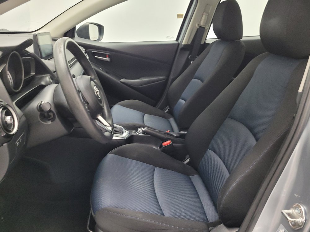 Used 2019 Toyota Yaris LE FWD image 17