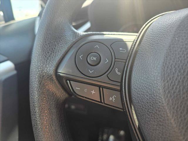 Used 2024 Toyota RAV4 XLE FWD image 33