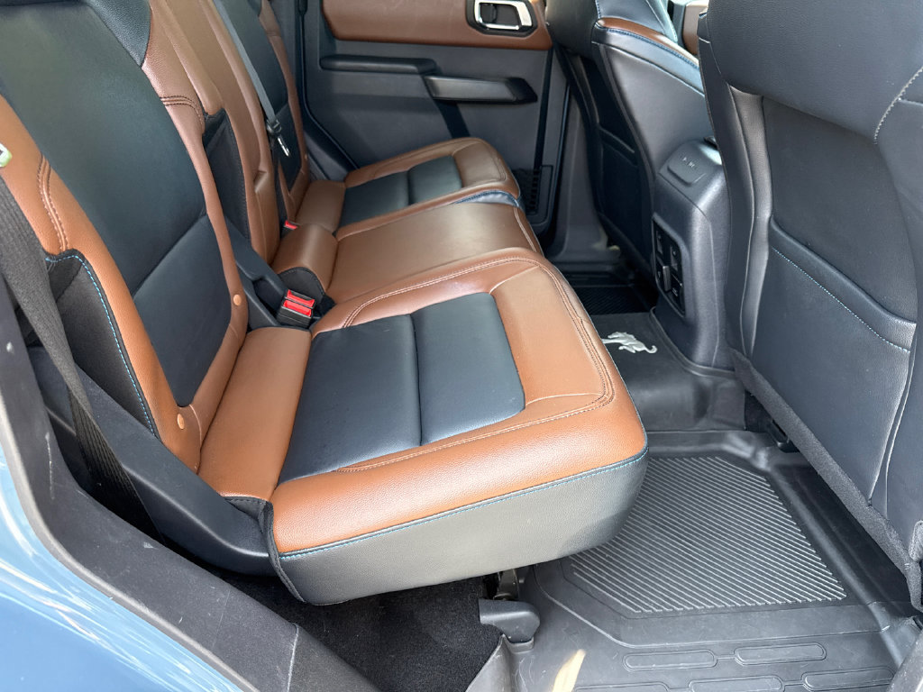 Used 2024 Ford Bronco Outer Banks w/ Sasquatch Package AWD/4WD image 15