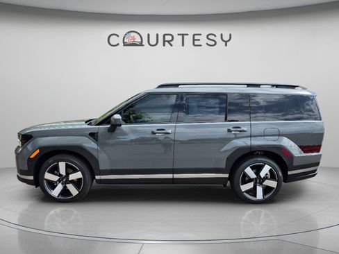 New 2026 Hyundai Santa Fe Limited FWD image 2