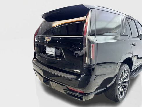 Used 2023 Cadillac Escalade Sport AWD/4WD image 18