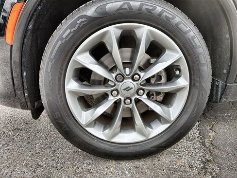 Used 2022 Dodge Durango SXT w/ Anodized Platinum Package image 18