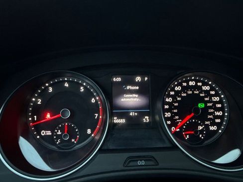 Used 2018 Volkswagen Atlas S image 24