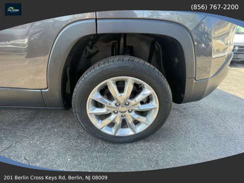 Used 2014 Jeep Cherokee Limited w/ Luxury Group image 34