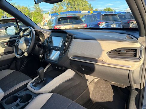 Certified 2025 Subaru Forester AWD/4WD image 36