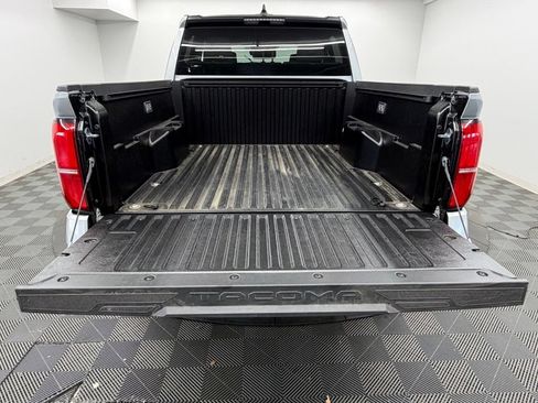 Used 2026 Toyota Tacoma SR5 RWD image 15