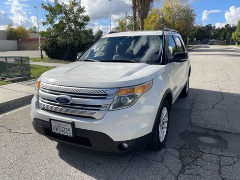 Used 2012 Ford Explorer XLT image 13