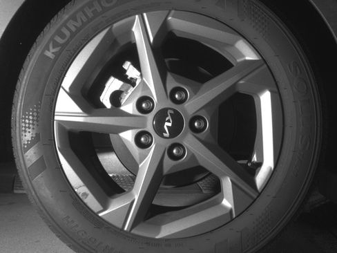 Used 2025 Kia K4 FWD image 15