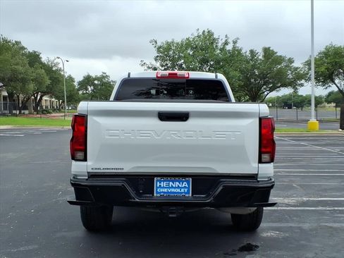Used 2024 Chevrolet Colorado W/T w/ WT Convenience Package II AWD/4WD image 7