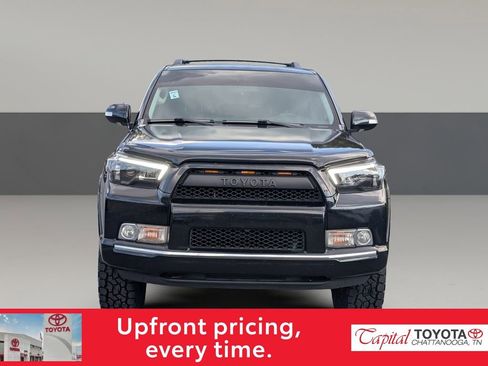 Used 2010 Toyota 4Runner SR5 RWD image 3