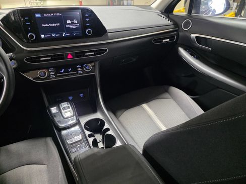 Used 2021 Hyundai Sonata Blue FWD image 13