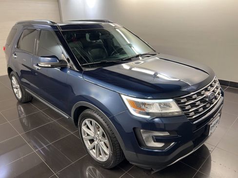 Used 2017 Ford Explorer Limited FWD image 1