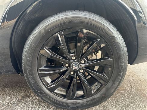 Used 2025 Buick Envista Sport Touring image 28