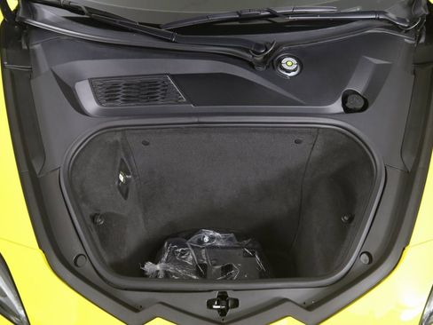 Used 2025 Chevrolet Corvette Stingray Premium Cpe w/ Stealth Interior Trim Package image 79