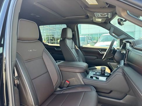 New 2026 GMC Sierra 1500 Denali w/ Denali Reserve Package AWD/4WD image 19
