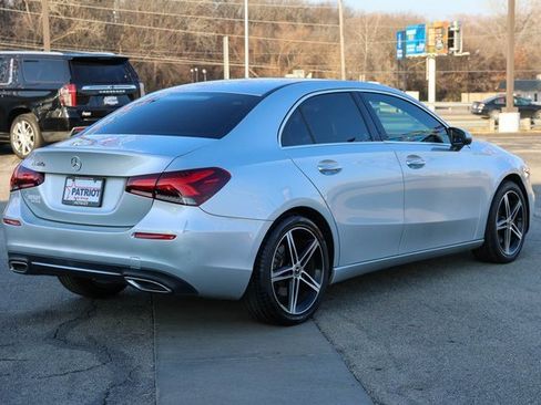 Used 2019 Mercedes-Benz A 220 image 3