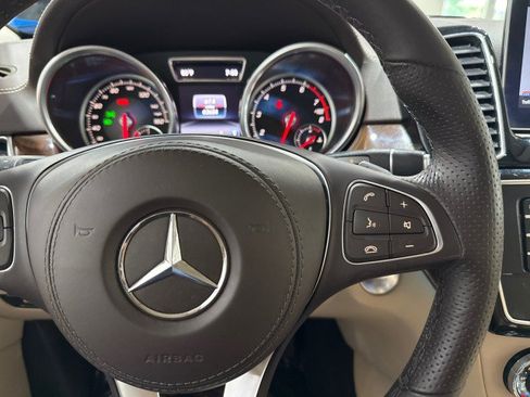 Used 2019 Mercedes-Benz GLS 450 4MATIC w/ Premium 1 Package image 58
