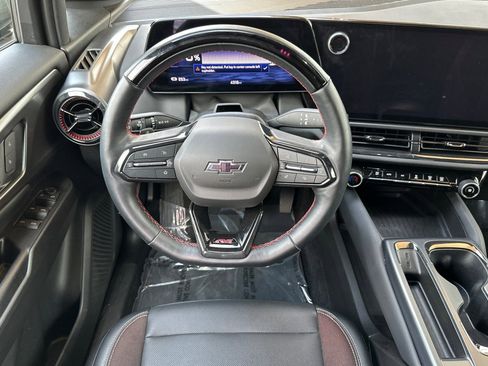 Used 2024 Chevrolet Equinox EV RS image 16