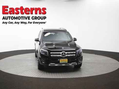 Used 2022 Mercedes-Benz GLB 250 4MATIC w/ Premium Package Lite image 52