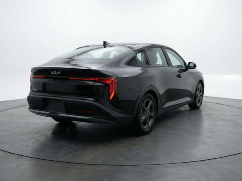Used 2025 Kia K4 FWD image 9