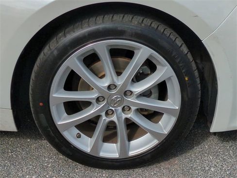 Used 2014 Toyota Avalon Limited image 11