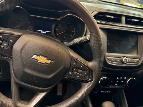 Certified 2023 Chevrolet TrailBlazer LS FWD image 5
