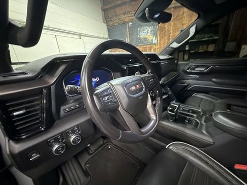 Certified 2022 GMC Sierra 1500 AT4X image 11