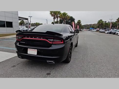 Used 2023 Dodge Charger SXT image 33