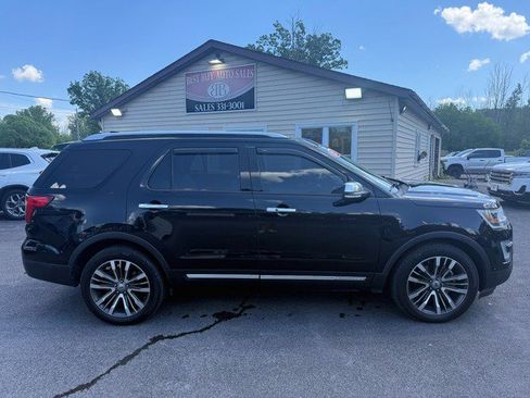 Used 2016 Ford Explorer Platinum AWD/4WD image 2
