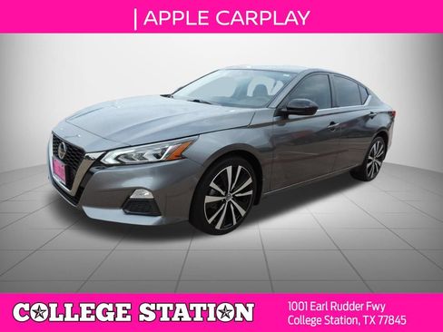 Used 2022 Nissan Altima 2.5 SR AWD/4WD image 8