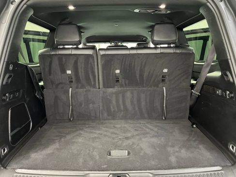 Used 2024 Jeep Wagoneer Series II w/ Flexible Seating Group RWD image 44