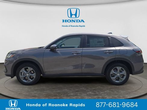 New 2027 Honda HR-V LX image 2