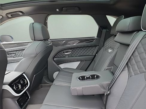 New 2025 Bentley Bentayga image 34
