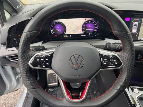 Used 2024 Volkswagen GTI SE FWD image 18