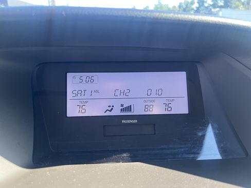 Used 2011 Lexus RX 350 AWD w/ Premium Pkg image 21