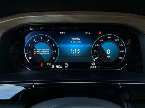 Used 2025 Volkswagen Atlas SE image 41