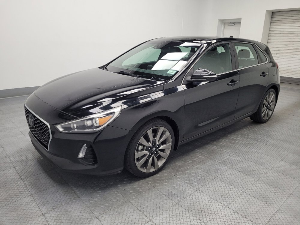 Used 2018 Hyundai Elantra GT Sport w/ Sport Tech Package 04 FWD image 2
