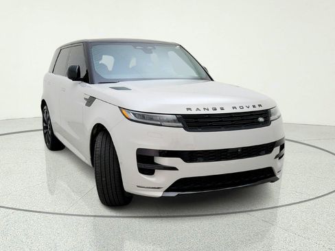 Used 2025 Land Rover Range Rover Sport Dynamic SE AWD/4WD image 4