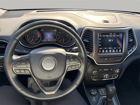 Used 2021 Jeep Cherokee Trailhawk w/ Trailer Tow Group image 9