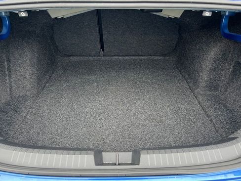 Used 2024 Volkswagen Jetta SE image 13