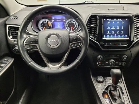 Used 2021 Jeep Cherokee Limited image 22