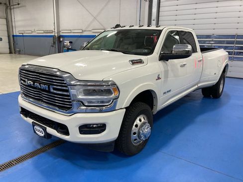 Used 2020 RAM 3500 Laramie AWD/4WD image 3