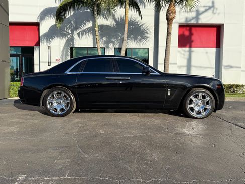 Used 2013 Rolls-Royce Ghost RWD image 3