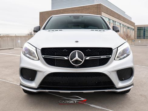 Used 2018 Mercedes-Benz GLE 43 AMG 4MATIC w/ Premium 3 Package image 2