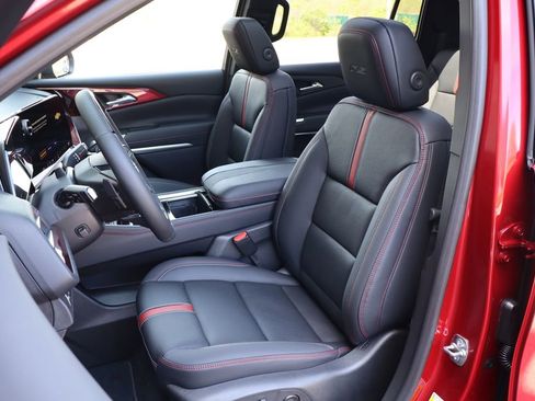 New 2026 Chevrolet Traverse RS AWD/4WD image 17